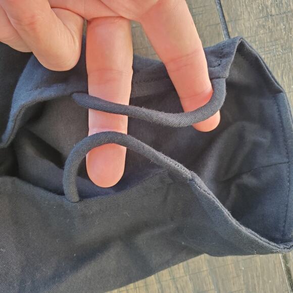 NWT Bam by Betsy & Adam Black Short Sleeve T-Shirt with Attached Mask Size S - Picture 4 of 9